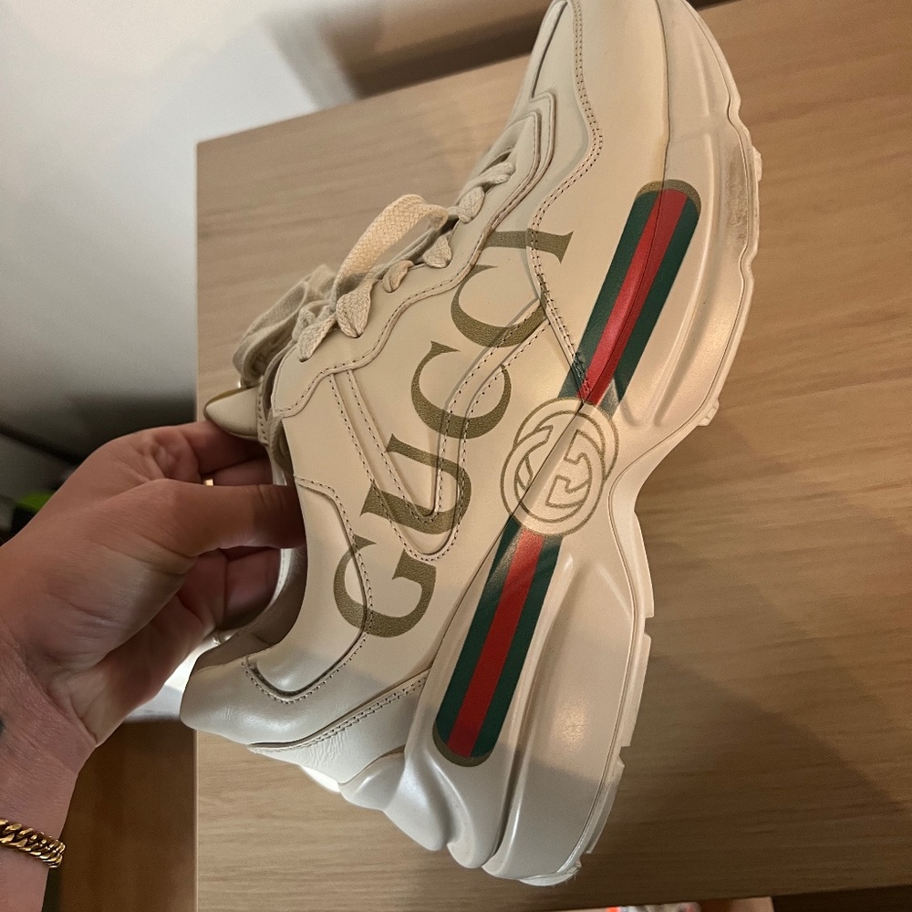 Gucci sneakers